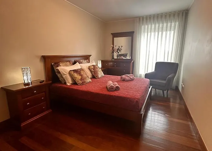 Apartment Azor International Ii *